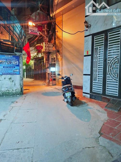 Bán CHDV Thanh Xuân, ngõ ô tô thông - dòng tiền tốt 50tr/tháng 9 phòng khép kín 11.9 tỉ