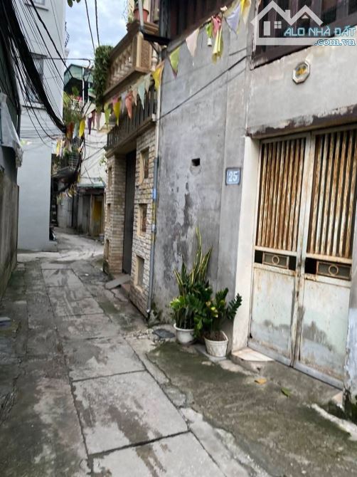 Bán đất Tứ Hiệp, thị trấn Văn Điển _42m2_ lô góc, ngõ thông_ 5.9 tỷ