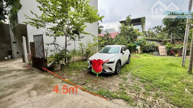 Hàng hiếm Đất Tây Hồ, An Dương Vương, 56m, MT.4.5m, bán đất tặng nhà, ô tô ngủ trong đất!