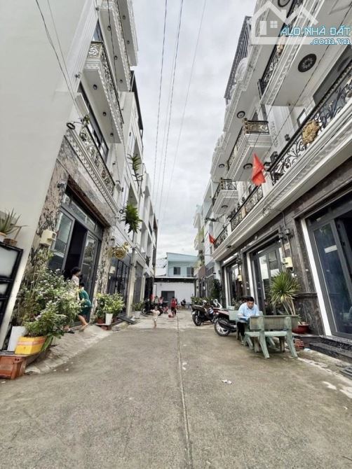 Bán nhà ngay lê trong tấn phạm đăng giảng BHH
