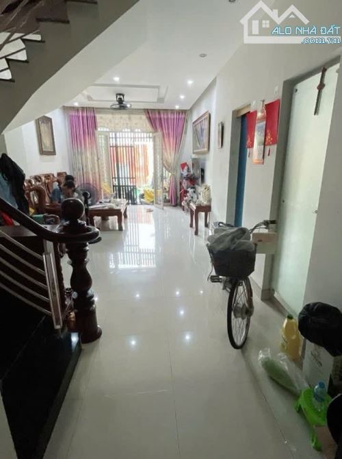 Bán nhà 80M2, 6.X TỶ, hẻm xe hơi vào nhà KDC NAM LONG - TRẦN TRỌNG CUNG - QUẬN 7