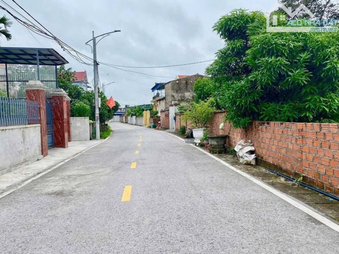 Còn duy nhất 1 lô đất tại Hợp Thành cũ - mặt đường trải nhựa