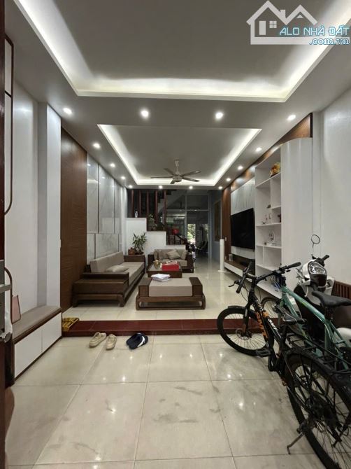 Bán nhà 3 tầng đẹp 63m tái định cư Quang Trung thành phố Thái Bình