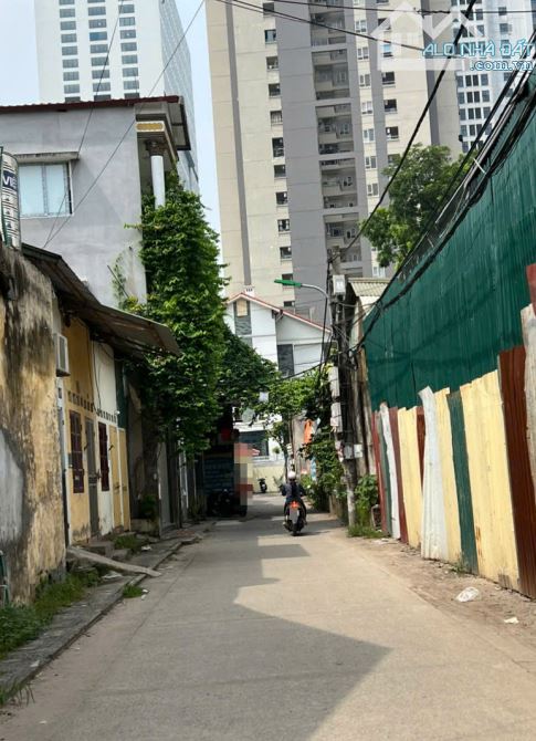 BÁN ĐẤT TẠI ĐƯỜNG HỒ TÙNG MẬU- HÀNG XÓM KHU ĐÔ THỊ GOLDMAK CITY