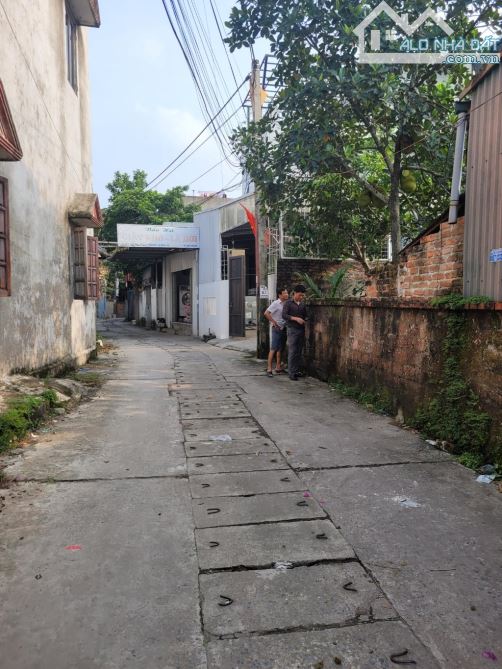 BÁN ĐẤT ĐỒNG MAI HÀ ĐÔNG, 64M MT4M,   + VỊ TRÍ TRUNG TÂM TỔ 11 NGÕ THÔNG, CÁCH 1 NHÀ LÀ GI