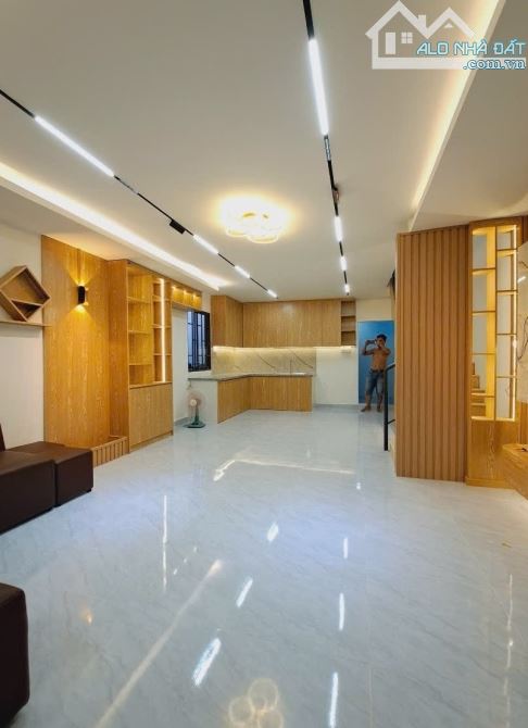 🔥🔥🔥 Nhà 2 tầng giá chỉ 2 tỷ 1 – Hẻm ba gác Tân Kỳ Tân Quý, Tân Phú