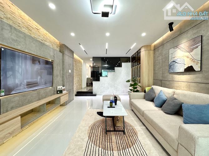 Bán Nhà Đẹp 5 Tầng, Đường Phan Xích Long, Phú Nhuận, DT 4 x 15m, Chỉ 13 Tỷ 68