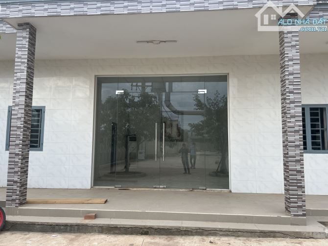X102 nhà xưởng bán. Đất chuyển đổi có sẵn xưởng sản xuất lâu dài