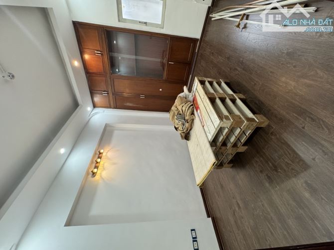 💥Dòng Tiền 25Tr/Tháng, Ngay Ngã Tư Sở, Gần Nhiều Trường ĐH, 38m2, 5 Tầng, Giá 8.3 Tỷ
