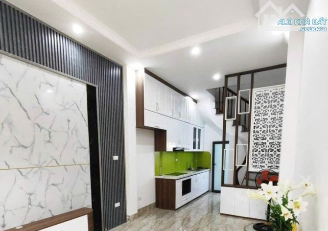 🏡TUYỆT PHẨM Nhà đẹp Cầu Giấy, 35m2+7 Tầng THANG MÁY, ngõ 3 gác, nhỉnh 9 Tỷ
