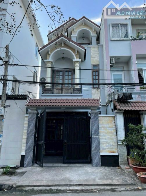 Bán nhà Khu Lacasa Hoàng Quốc Việt, Quận 7, DT 5 x18m, 3 lầu. Giá 14,5 tỷ