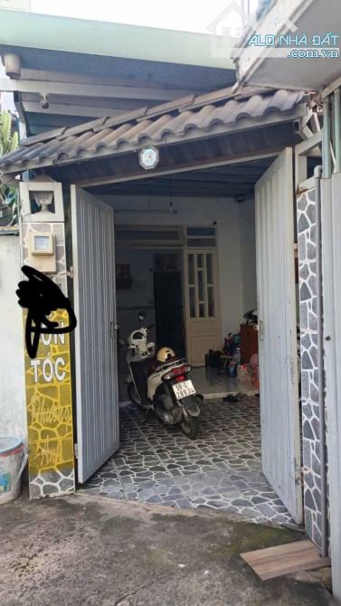 NHÀ NGỘP CÁCH MT 30M  TRỊNH THỊ ĐỐI  HÓC MÔN (4*21) 3.2 TỶ