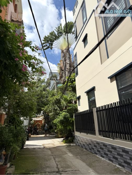 Biệt thự mini giữa trung tâm QUẬN 7,sát bên NAM LONG TRẦN TRỌNG CUNG,Ngang 8x15m,nhà mới,1