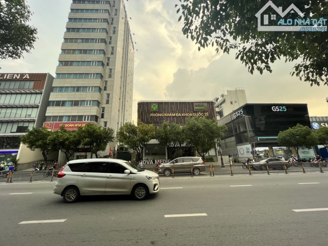 Xa Lộ Hà Nội - Võ Nguyên Giáp - Thảo Điền - dt: 25x60m chỉ tiêu 3 hầm 22 tầng vị trí đẹp