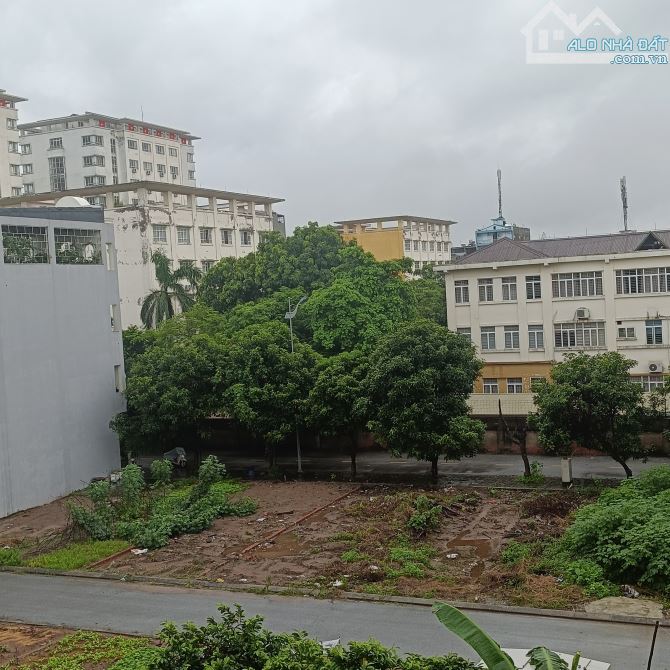 Rẻ nhất khu đô thị Khai Sơn - 94m2 cần bán gấp, 2 mặt đường ô tô tránh, vỉa hè kinh doanh