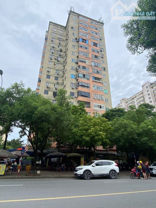 Bán căn hộ 105m2 3 ngủ chung cư Xa La Hà Đông sổ đỏ lâu dài full nội thất