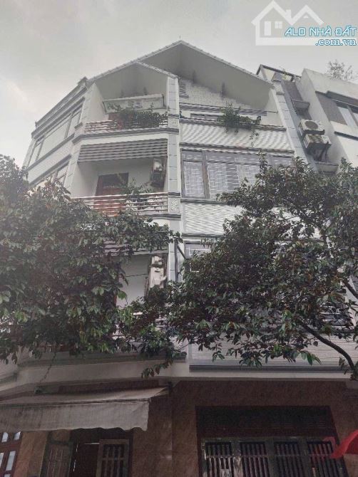 Bán nhà lô góc tk kiểu biệt thự phố đặng vũ hỷ ,vỉa hè ô tô tránh kd