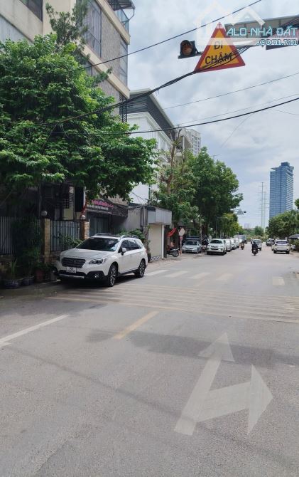 BÁN GẤP NHÀ TÂY HỒ - VỊ TRÍ VÀNG - GIÁ ĐẦU TƯ