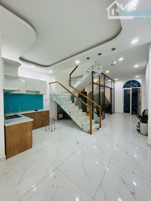 NHÀ MỚI HẬU TÀI LỘC CHỈ 5,5TY Q7