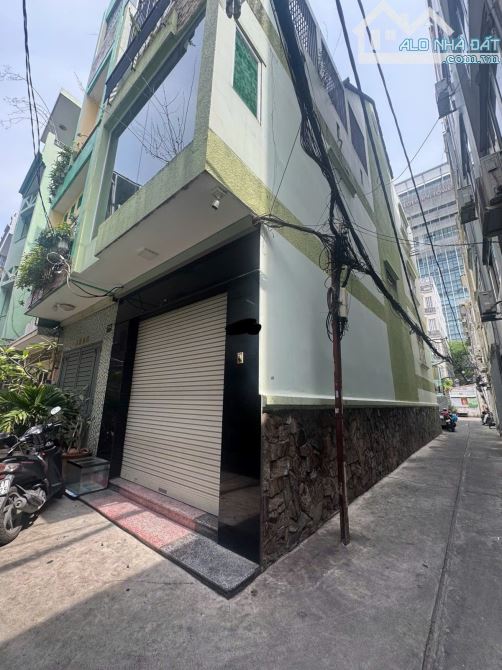 Bán nhà 3 mặt thoáng HXH Trần Nhân Tôn Quận 5, 50m2, 4 tầng chỉ nhỉnh 11 tỷ