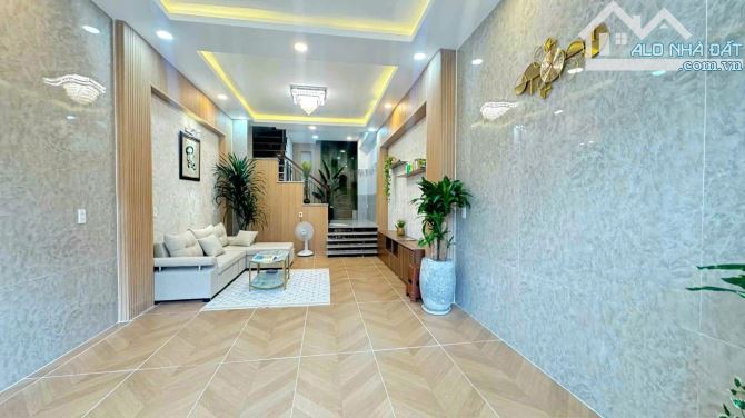 XÂY BUILDING 10 TẦNG – VỊ TRÍ VIP QUẬN 8 – CẠNH PEGASUITE – GIÁ CHỈ 12.6 TỶ