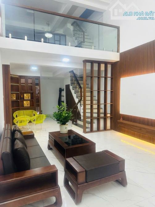 BÁN NHÀ MẶT PHỐ NHÁNH HUỲNH THÚC KHÁNG – TRUNG TÂM HÀ ĐÔNG – KINH DOANH TẤP NẬP