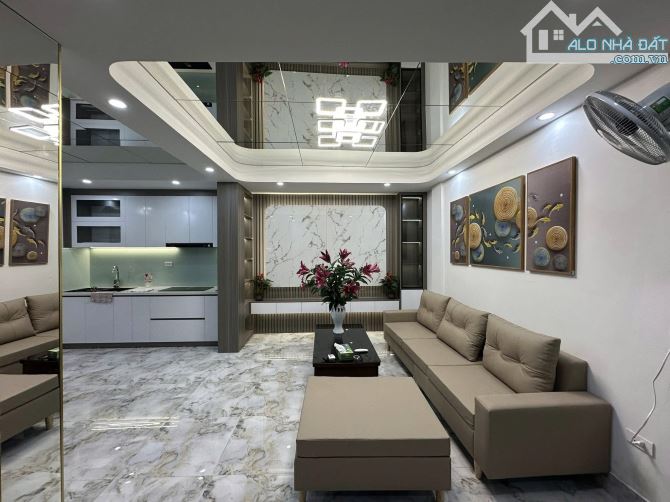 Đất Vàng Trần Khát Chân, Hai Bà Trưng - Lô Góc - Ngõ Thông - Nở Hậu - Gần Phố - Sổ Đỏ Sẵn
