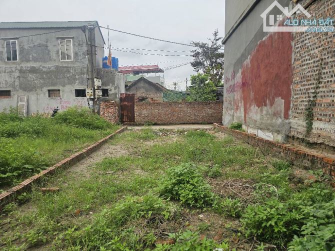 THUẬN THÀNH_BẮC NINH: THỬA ĐẤT VUÔNG ĐẸP_Ô TÔ VÀO ĐẤT_DT 54,7 m_GIÁ 1 TỶ NHỈNH