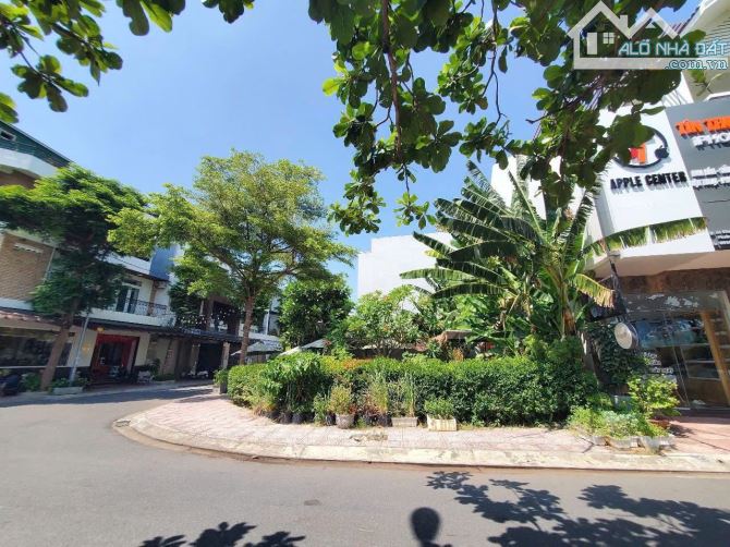 Lô góc Lê Hồng Phong 2, vị trí đẹp