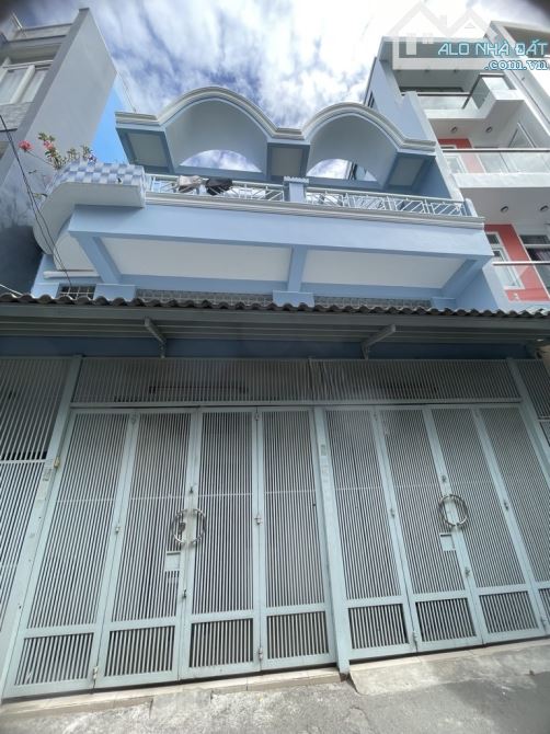 NHÀ 3 TẦNG 62M2(7.4X8.4)-HẺM 5M LÒ GỐM-GIÁ 10.5 TỶ