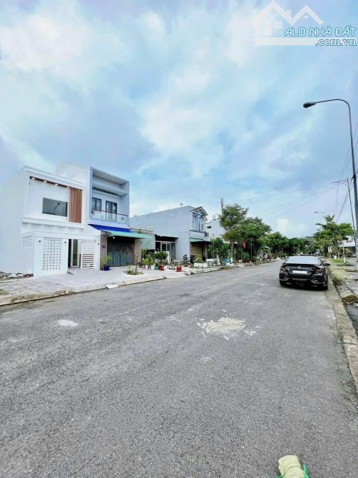 Nhà 1 trệt 1 lửng KDC Bình Nhựt - Cần Thơ