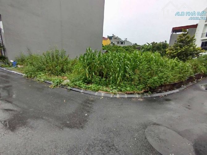 🔥 BÁN LÔ GÓC VÂN NỘI: 57.6m² FULL THỔ CƯ, ĐƯỜNG Ô TÔ THÔNG  - GẦN