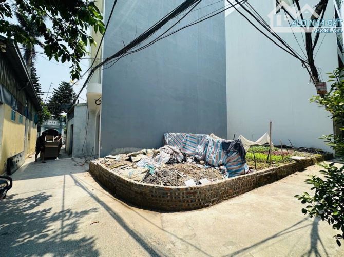 Bán đất Phúc Lợi , lô góc , ô tô vào đất , ngõ nông thông các ngả , hàng xóm với Vinhomes