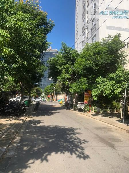BÁN ĐẤT TẶNG NHÀ C4 75M2 MT ĐƯƠNG NGUYỄN HOÀNG,THANH KHÊ