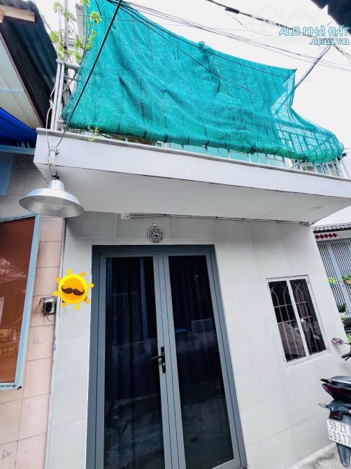 (Q8) NHÀ BÁN HẺM XE HƠI-SỔ NỞ HẬU-KHU HIỆN HỮU-NHĨNH 1 TỶ