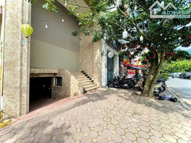 9 tầng thang máy view Hồ Hạ Đình, hưởng 2 lớp vỉa hè, có hầm, 75m2 hiện đại. Giá 45 tỷ