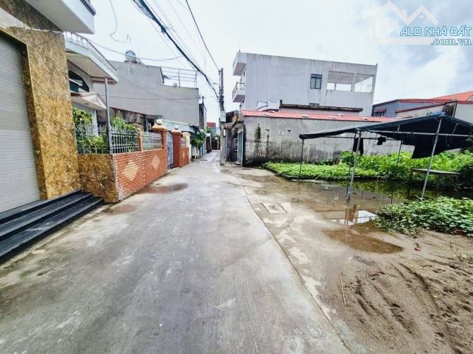 Bán đất tuyến 2 Cam Lộ, Hùng Vương ô tô quay đầu giá êm.