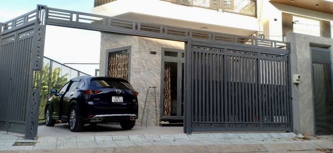 NHÀ LÔ GÓC - ĐƯỜNG 8M XH TRÁNH - 2 TẦNG - 105M2 ( 8x13 ) - 8,5 TỶ - LÊ ĐỨC THỌ, GÒ VẤP.