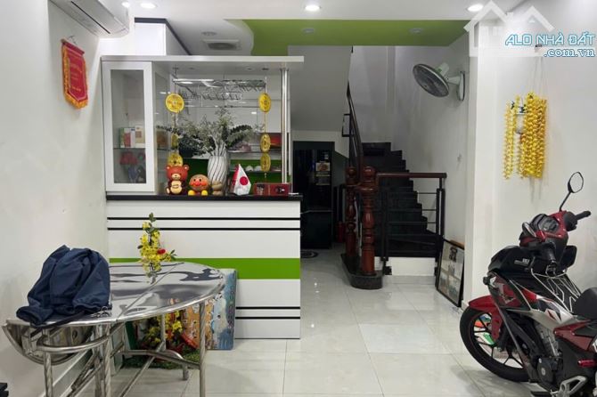 Bán nhà Nguyễn Công Hoan Phú Nhuận, 3.2m x 9.9m, 5 Tầng cho thuê CHDV - Giá 7.55 tỷ TL