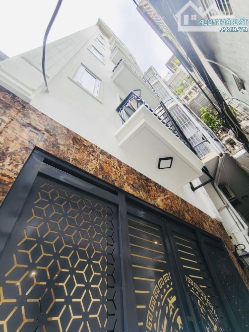 🏠 BÁN TOÀ CHUNG CƯ MINI NGÃ 6 Ô CHỢ DỪA | 55m2 | 8 TẦNG | Mt 4.5m | Doanh thu 60tr/tháng
