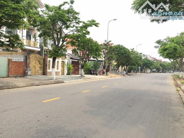 Bán lô đất biệt thự 150m2 _ngang 7.5m đường Thăng Long . P Hoà Cường Nam. Q. Hải Châu.