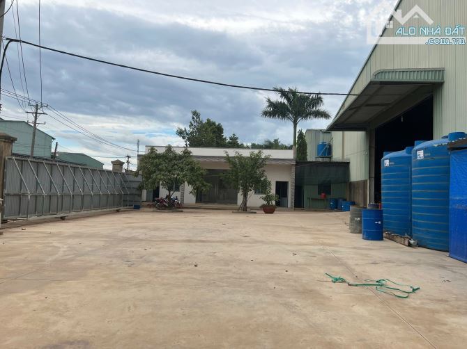 Bán nhà xưởng sản xuất 7000m2 đã đóng lên skc 1 lần gần kcn Giang Điền Đồng Nai giá rẻ