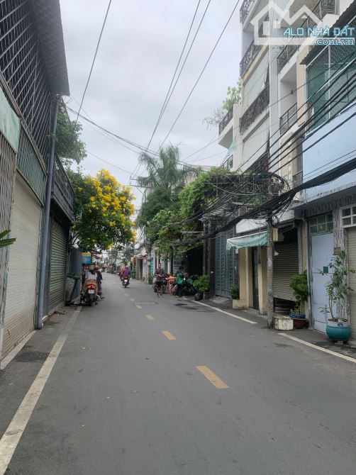 NGUYỄN THỊ THẬP Q7 - NỘI THẤT ĐẶC BIỆT ĐẸP - HẺM LỊCH SỰ - 5.3x18.1m - 7 TỶ 2