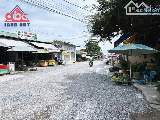Bán quỹ đất 441 m2 mặt tiền chợ kp4 Trảng dài - biên hoà 👉 giá đầu tư chỉ 18 triệu/m2