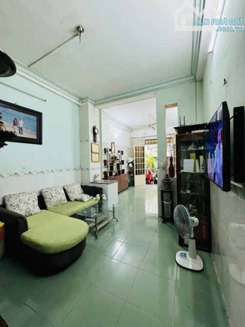 198 Dương Bá Trạc 77m² , 11.5 tỷ – Phường 2, Quận 8 – HẺM XE HƠI 4M – 1 TRỤC THẲNG RA MẶT