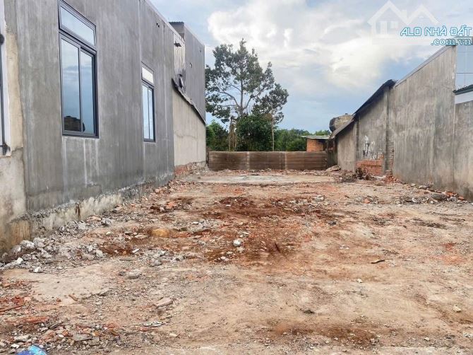 Đất đẹp hẻm 235 Nguyễn Văn CừP Tân Lập  BMT-DakLak
