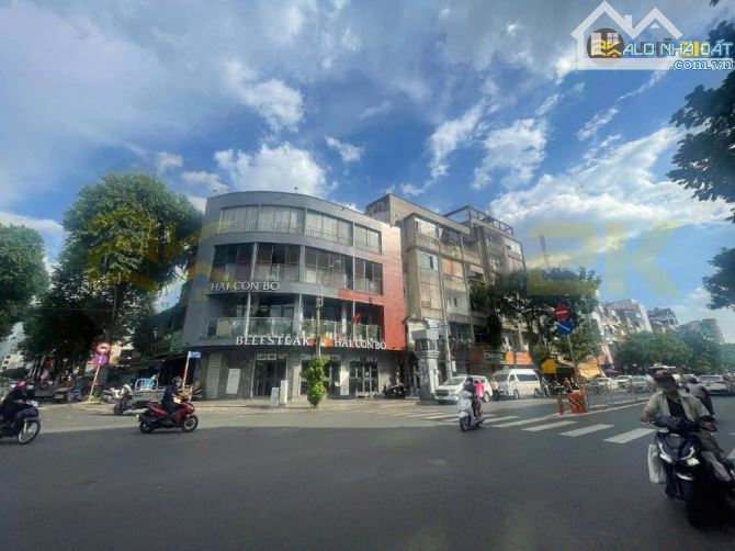 Góc 2 MT vị trí vàng Nguyễn Cư Trinh, Q1 - 15 x 7(4 tầng + TM) - HĐT: 195tr/th - Giá 50 tỷ