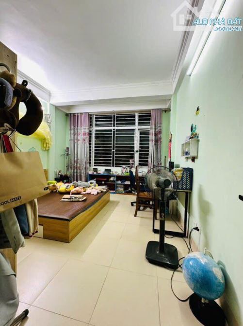 Phân lô ô tô đỗ cửa Hoàn Kiếm, ngõ thông 20m ra MP, DT 58m2, MT 5m, KD VP tốt, 21,5 tỷ