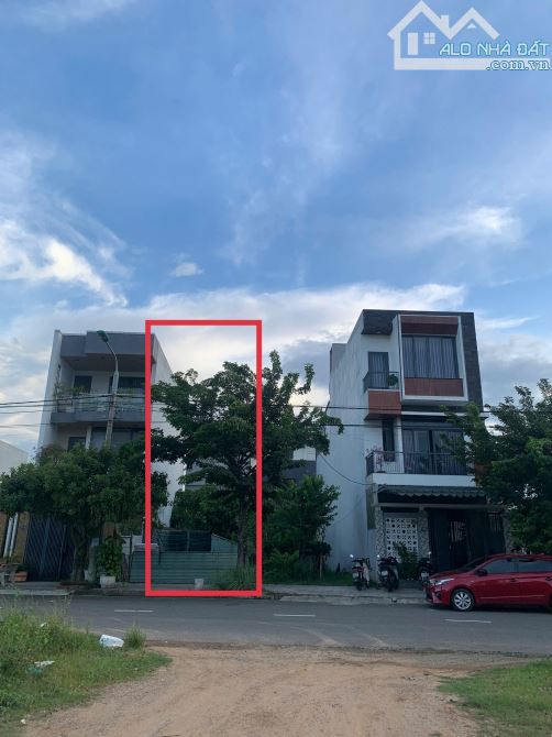 Bán lô DIÊN HỒNG, gần trục 29/3 tiện kinh doanh, Hướng Đông Bắc giá 6ty350