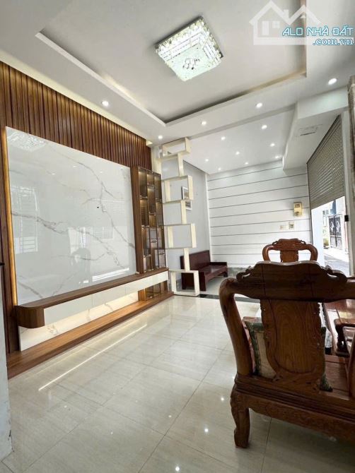 Nhà đã hoàn công full Thổ cư 3,7 TỶ, P Thới Bình, gần vincom Hùng Vương, TP Cần Thơ